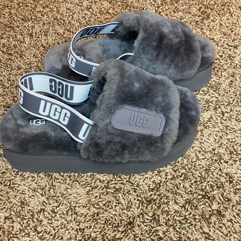 Women's UGG DISCO SLIDE Platform Slippers